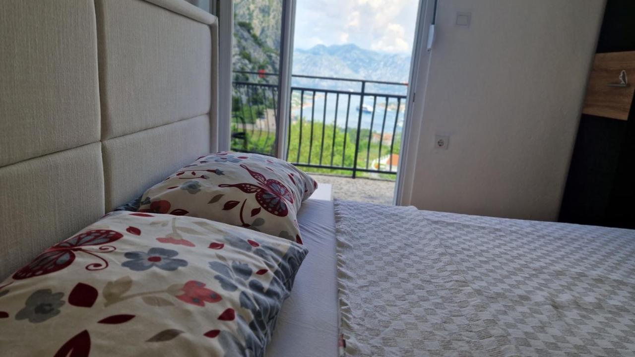 Anastasija 2 Appartement Kotor Buitenkant foto