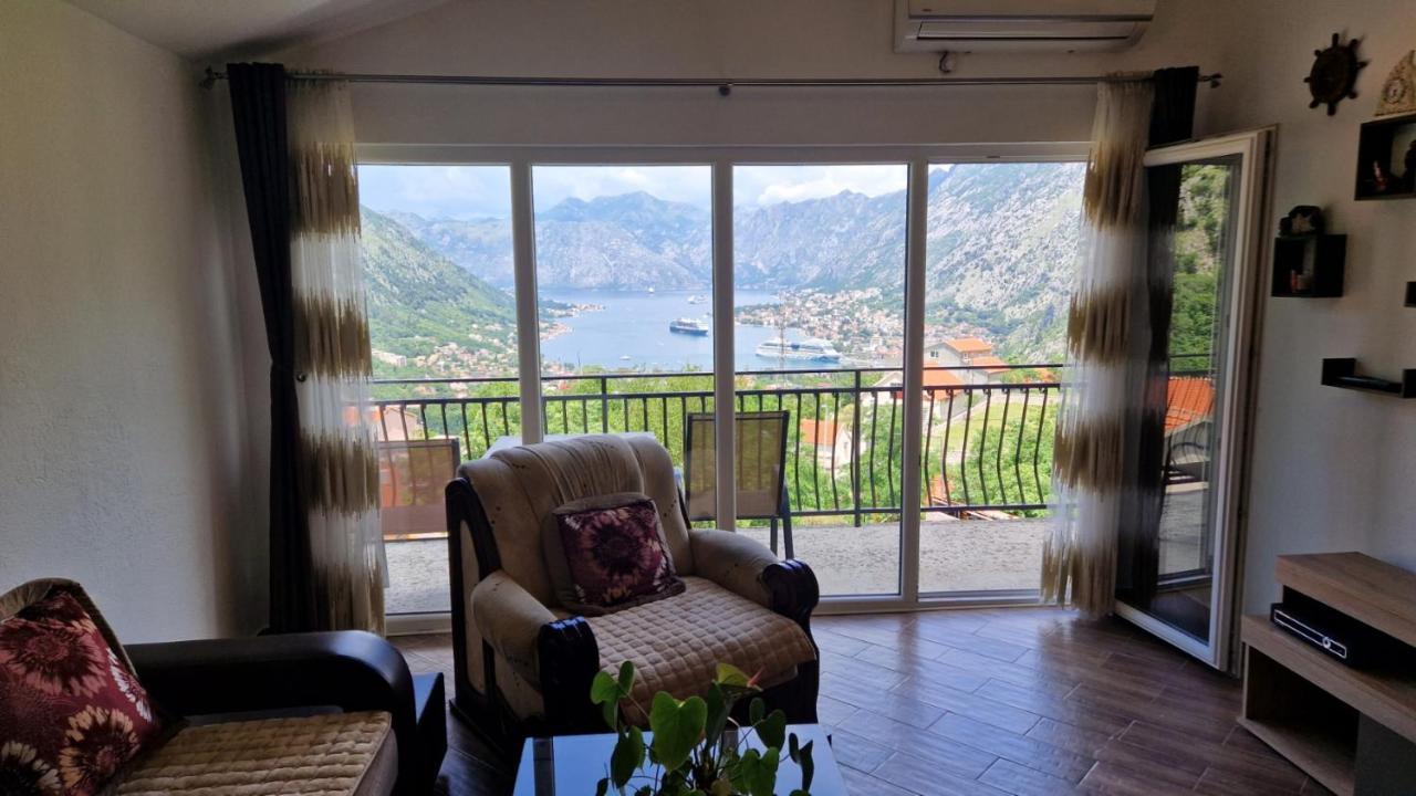 Anastasija 2 Appartement Kotor Buitenkant foto